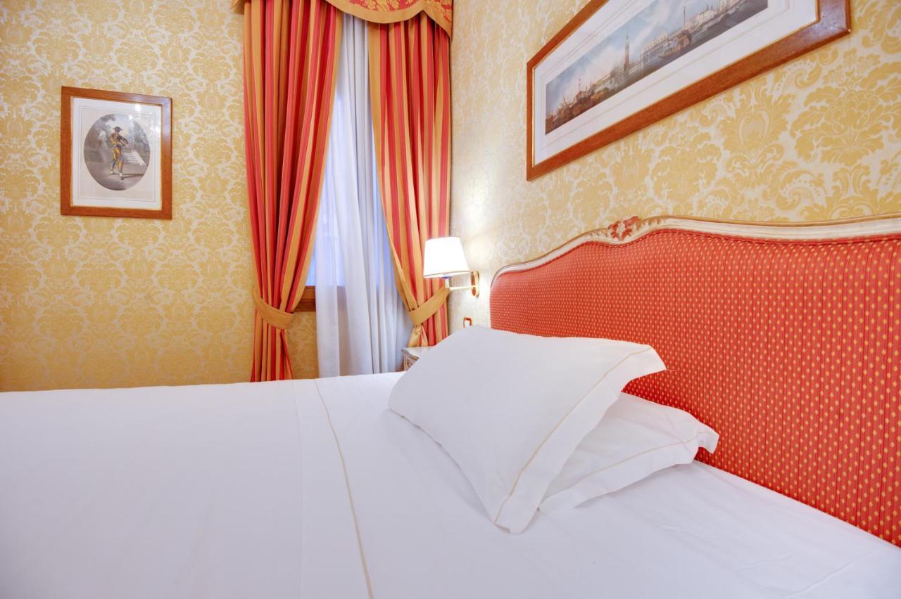 Hotel Antiche Figure Venezia Esterno foto