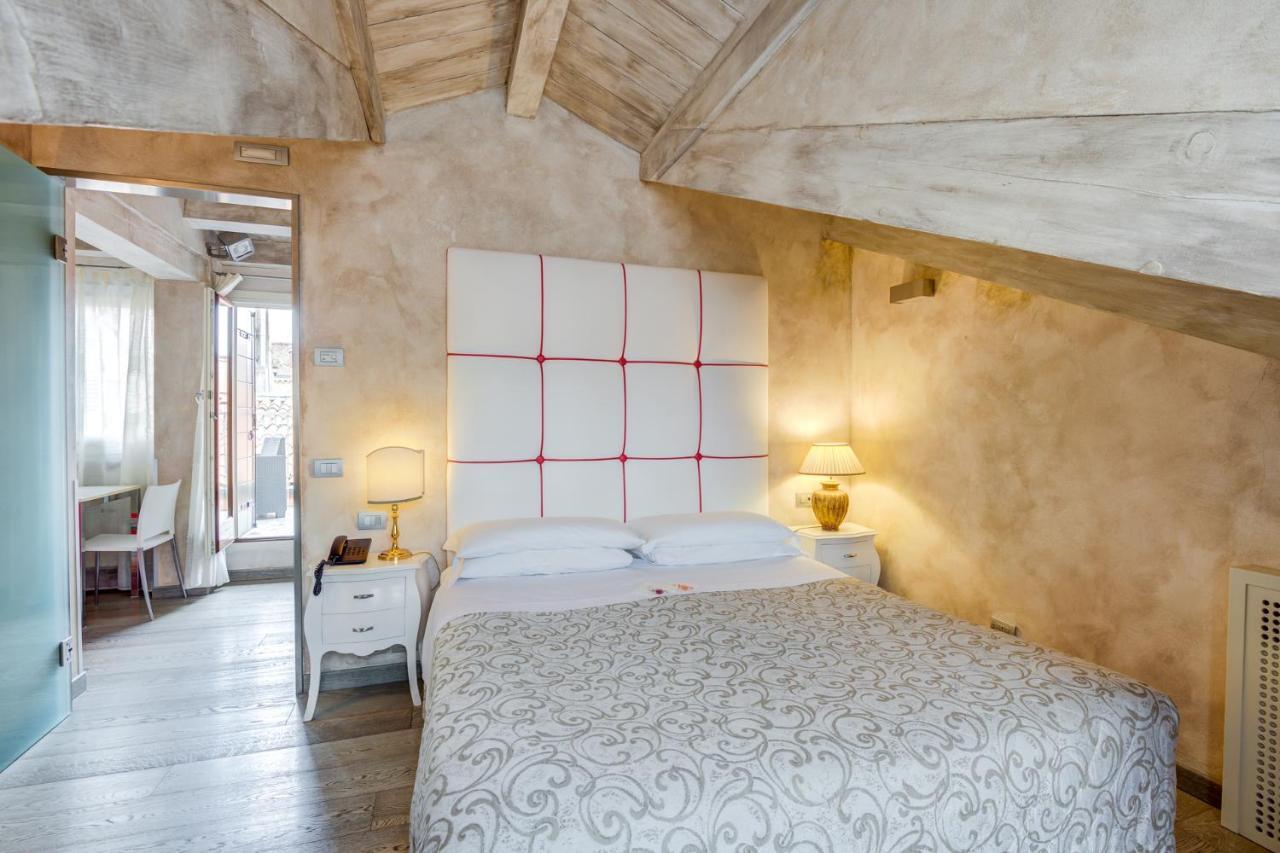 Hotel Antiche Figure Venezia Esterno foto