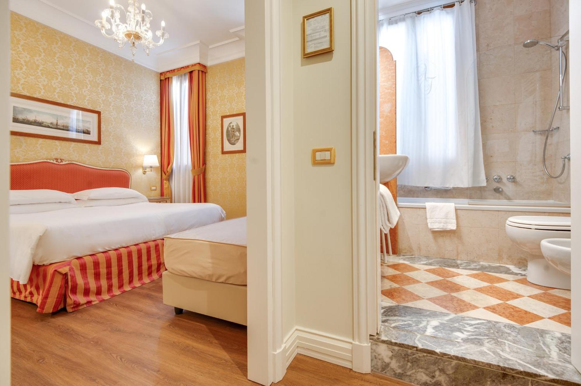Hotel Antiche Figure Venezia Esterno foto
