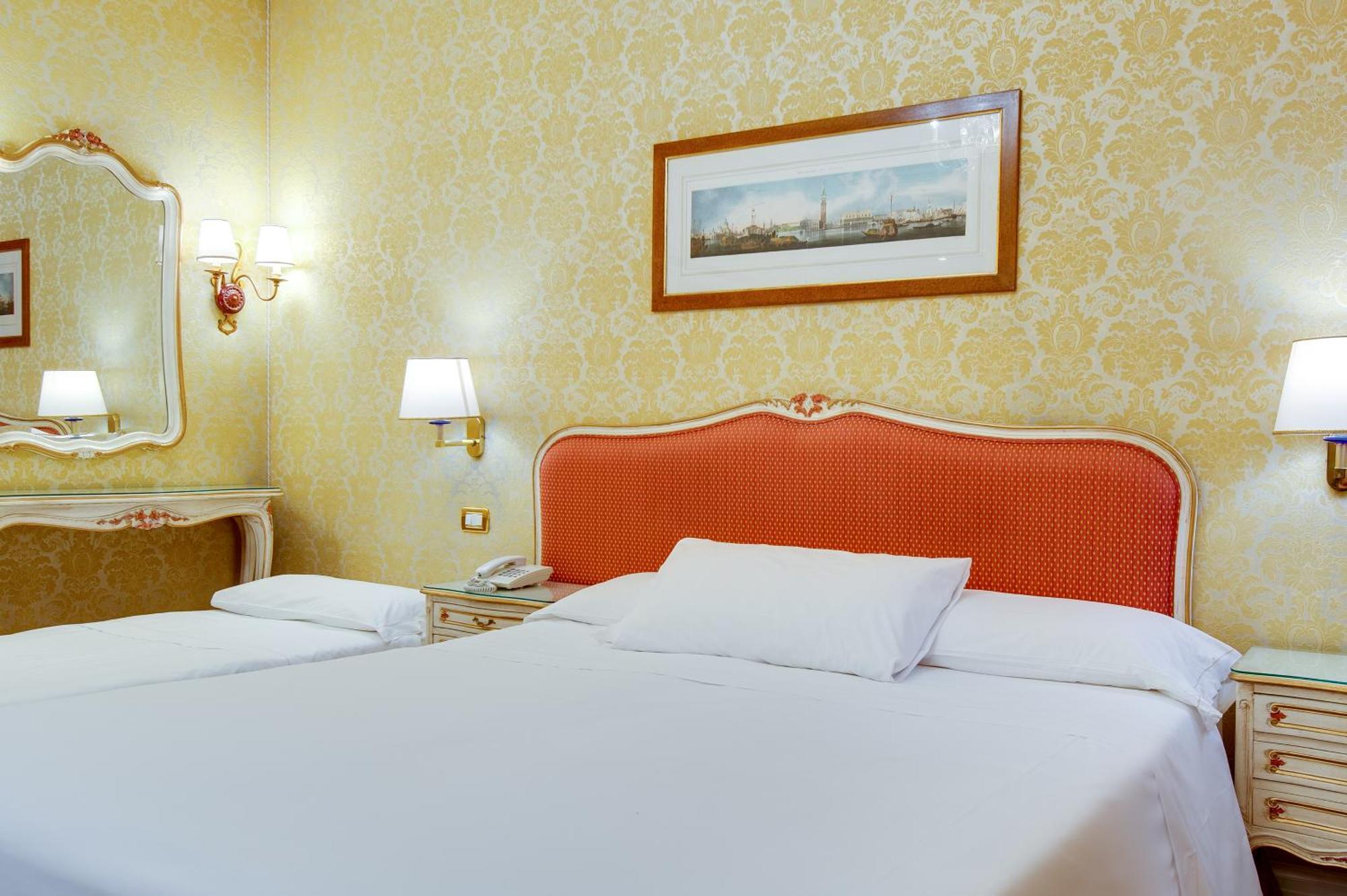 Hotel Antiche Figure Venezia Esterno foto