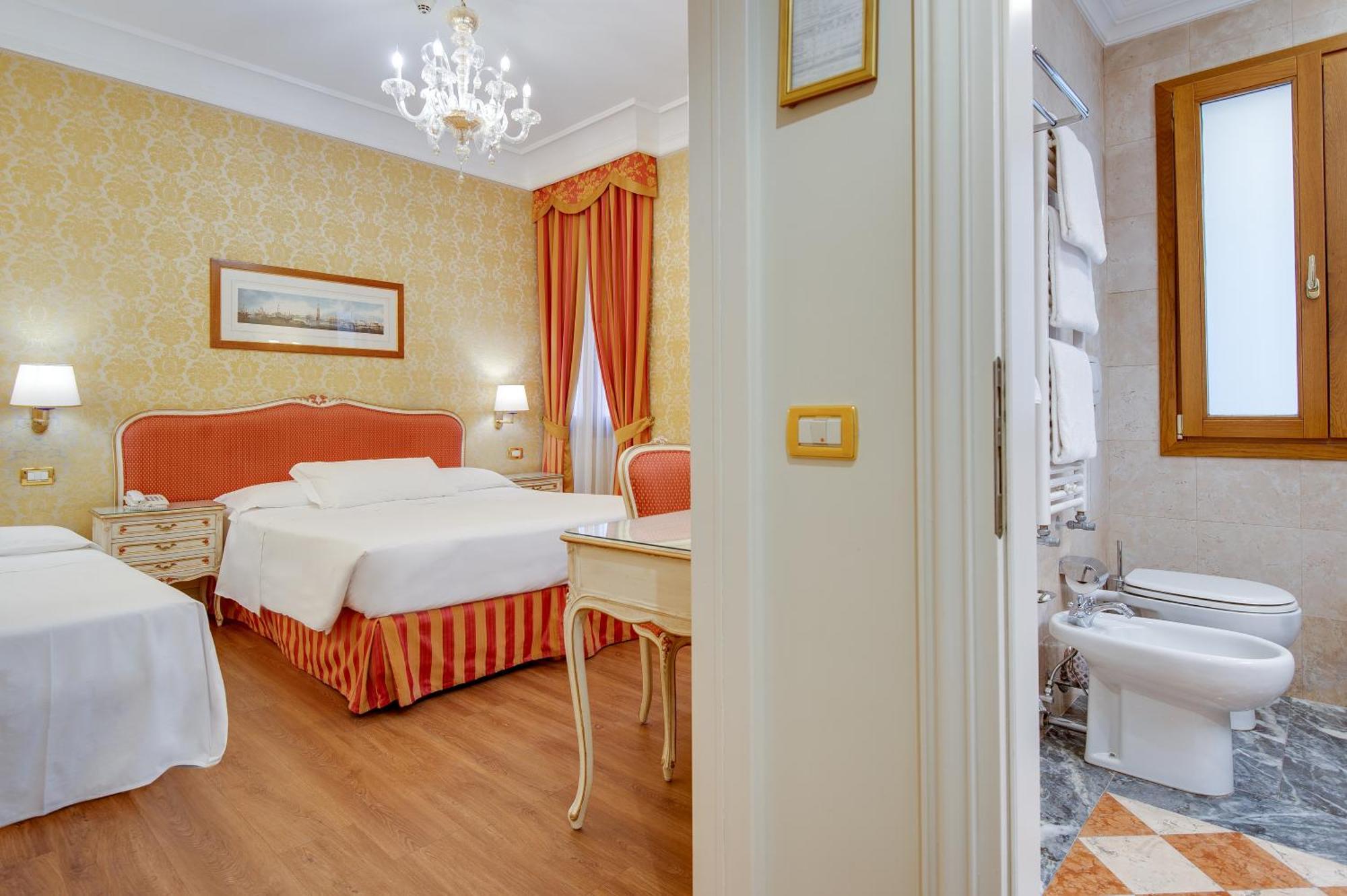 Hotel Antiche Figure Venezia Esterno foto