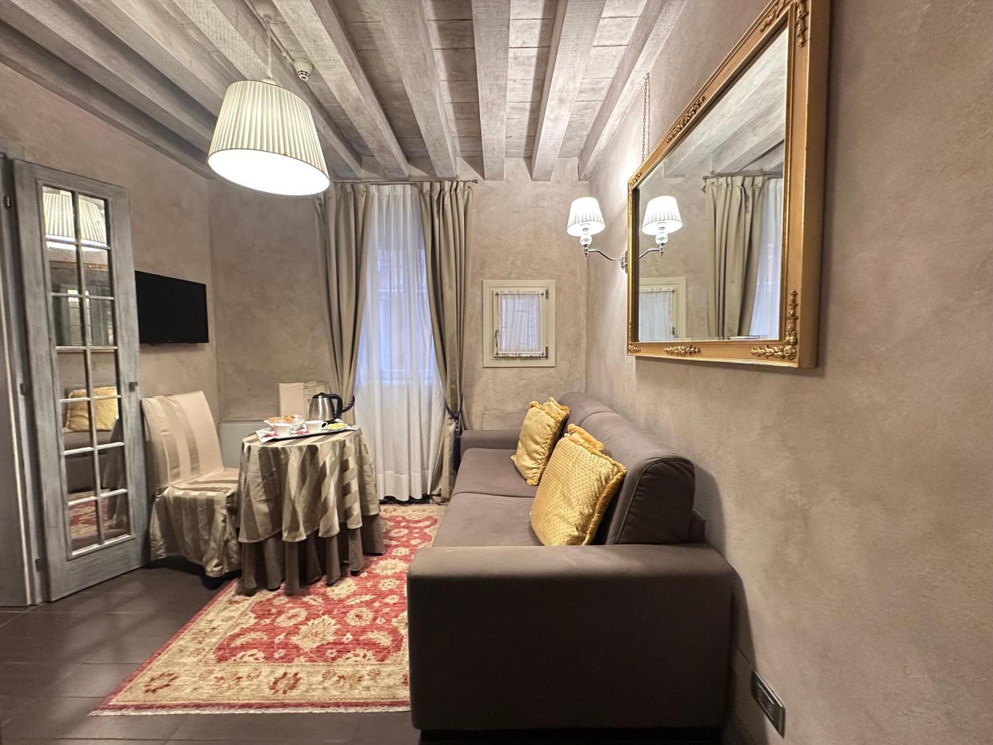 Hotel Antiche Figure Venezia Esterno foto