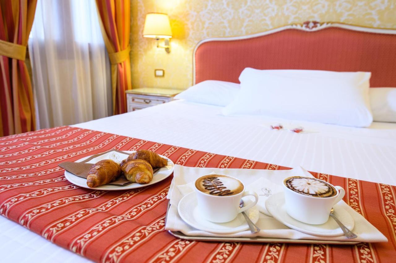 Hotel Antiche Figure Venezia Esterno foto